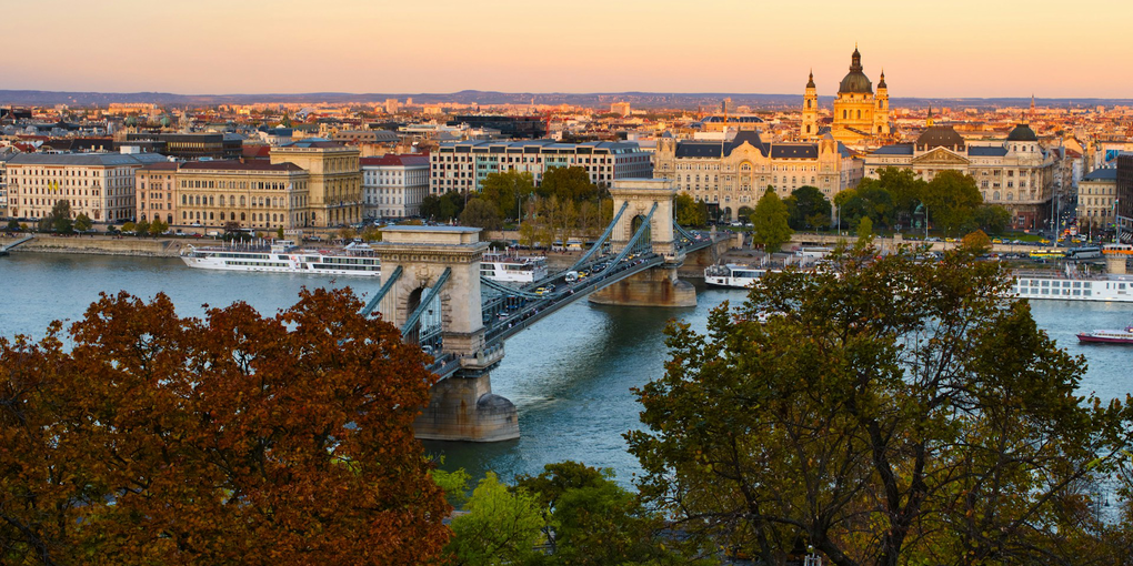 Budapeşte'de Ne Yapılır? 2026 Gezi Rehberi: Hamamlar, Tarihi Semtler ve Macar Lezzetleri